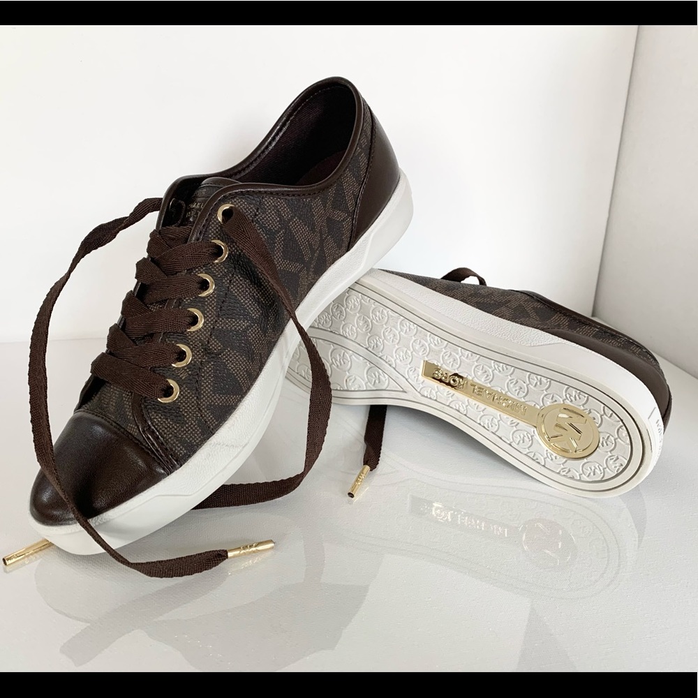 Michael Kors Signature Sneakers - Picture 9 of 13